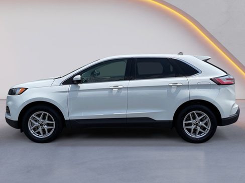 Used 2024 Ford Edge SEL AWD/4WD image 6