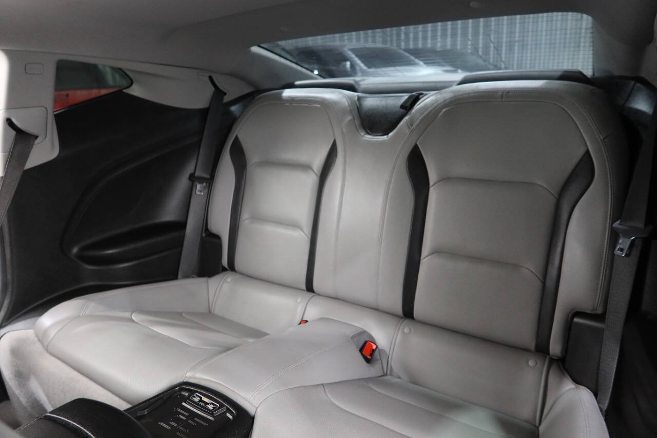 Used 2021 Chevrolet Camaro SS RWD image 16