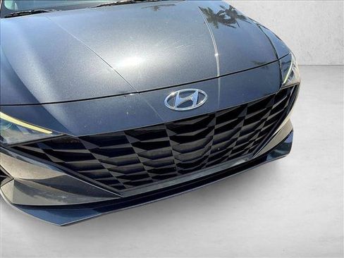 Used 2023 Hyundai Elantra SEL FWD image 29