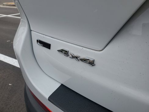 Used 2022 Jeep Grand Cherokee L Limited image 5