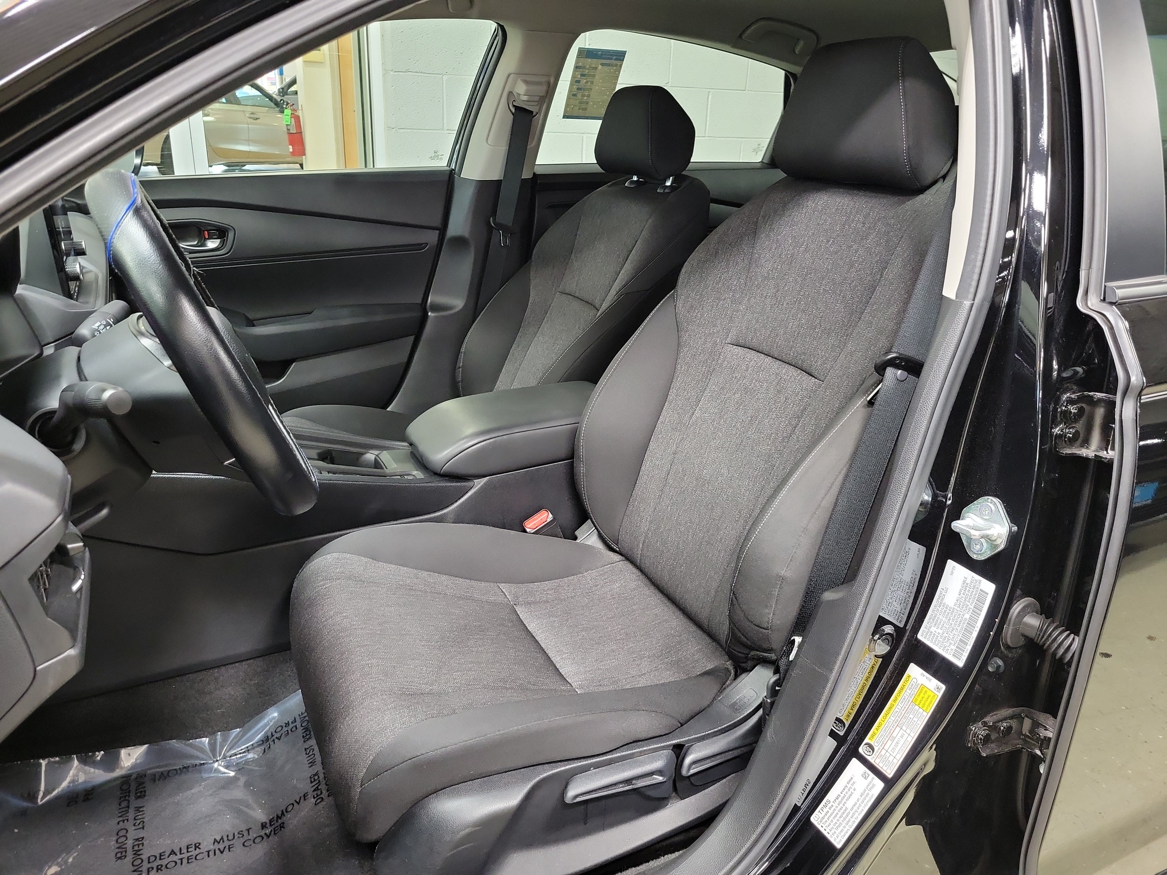 Certified 2025 Honda Accord LX image 14