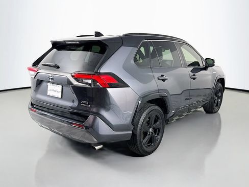 Used 2019 Toyota RAV4 XSE AWD/4WD image 9