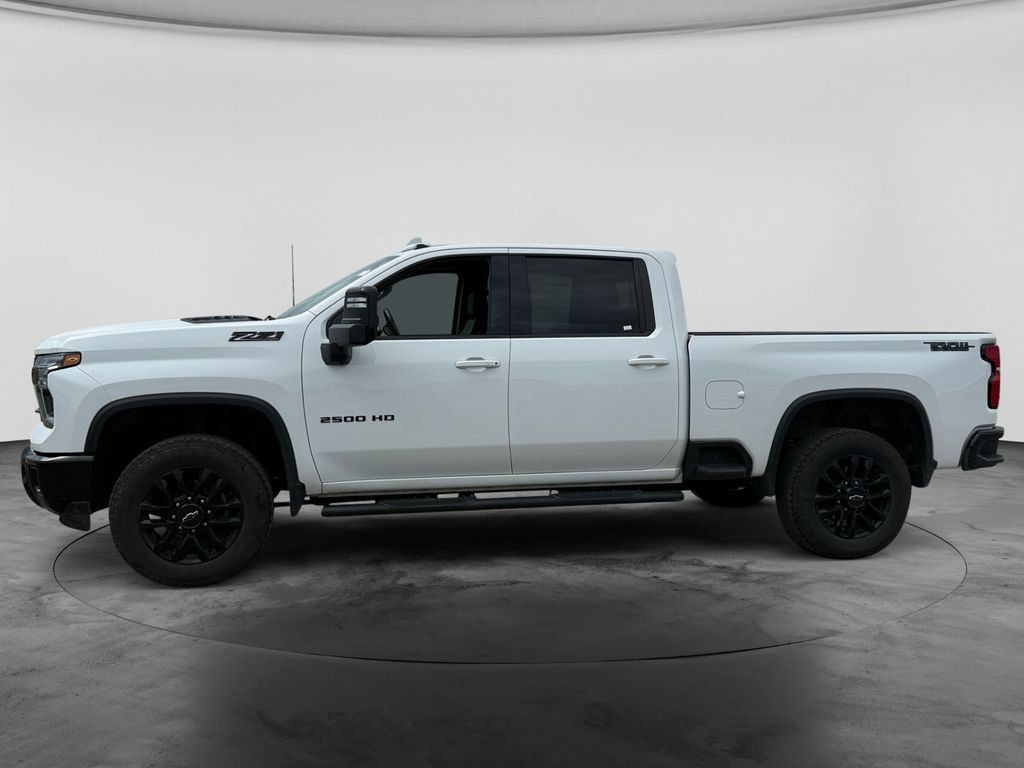 Used 2025 Chevrolet Silverado 2500 LTZ w/ LTZ Plus Package AWD/4WD image 6