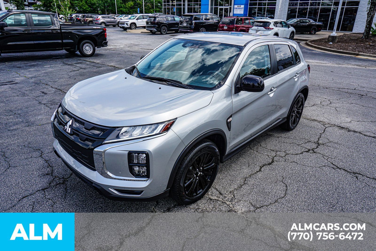 Used 2025 Mitsubishi Outlander Sport SE AWD/4WD image 19