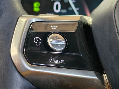 Used 2023 BMW i7 xDrive60 w/ Executive Package 2 AWD/4WD image 41