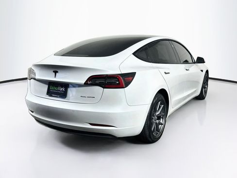 Used 2022 Tesla Model 3 Long Range AWD/4WD image 9