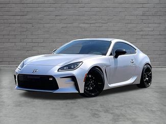 Used 2023 Toyota GR86 Premium w/ ALL Weather Mat Package (TMS) RWD video 3