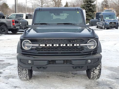 New 2025 Ford Bronco Outer Banks image 2