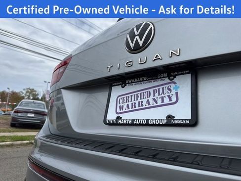 Certified 2023 Volkswagen Tiguan SE R-Line AWD/4WD image 8