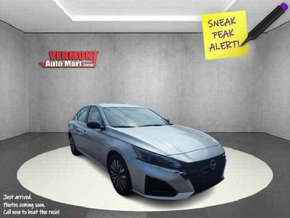 Used 2024 Nissan Altima 2.5 SV