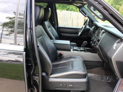 Used 2016 Ford Expedition Platinum AWD/4WD image 43