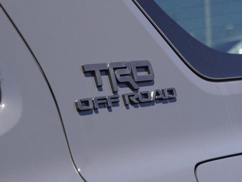 New 2026 Toyota 4Runner TRD Off-Road Premium AWD/4WD image 9