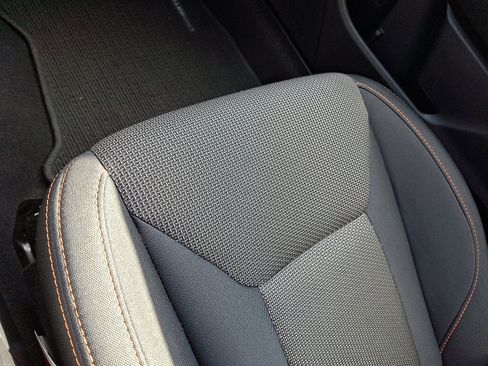 Used 2023 Subaru Crosstrek 2.0i Premium image 26