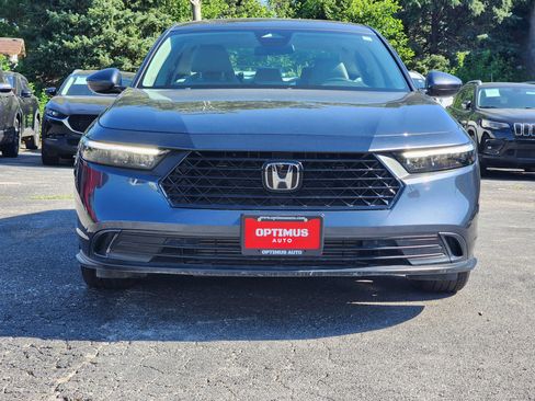 Used 2024 Honda Accord EX image 2