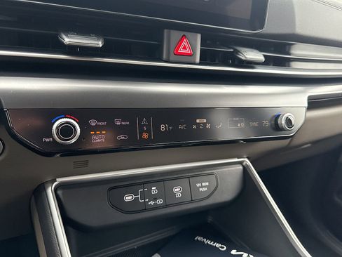 New 2026 Kia Carnival image 14