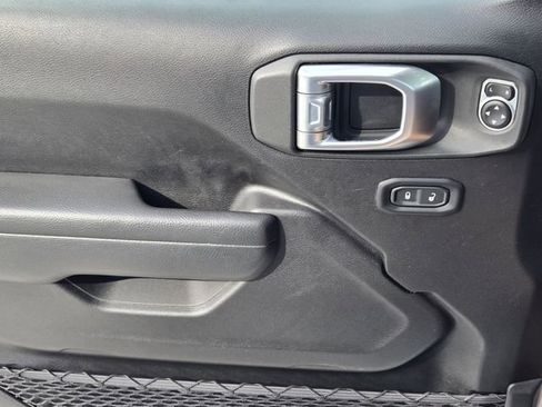 Certified 2022 Jeep Wrangler Unlimited Sport image 25