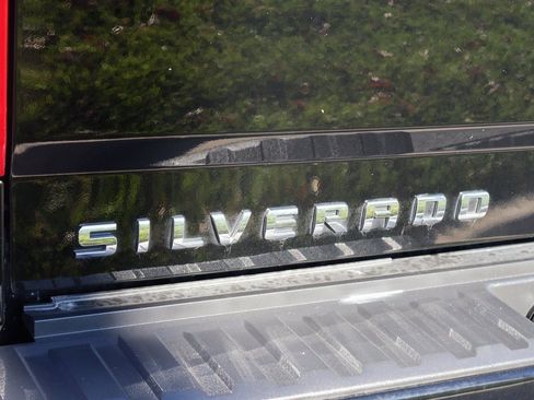 Used 2017 Chevrolet Silverado 1500 LTZ Z71 w/ LTZ Plus Package image 8