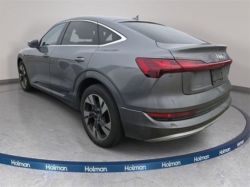 Used 2020 Audi e-tron Premium Plus image 6