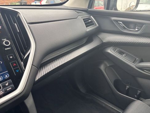 Used 2024 Subaru Ascent Premium w/ Convenience Package image 37