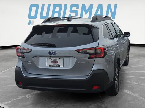 Certified 2025 Subaru Outback Premium image 6