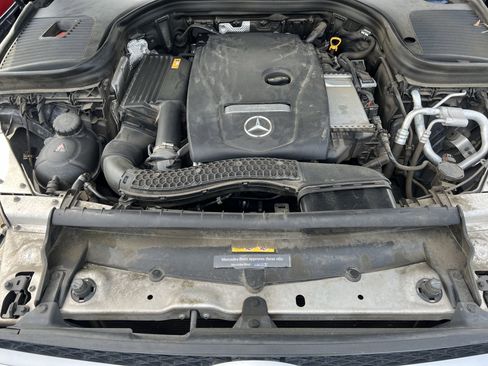 Used 2019 Mercedes-Benz GLC 300 4MATIC image 36