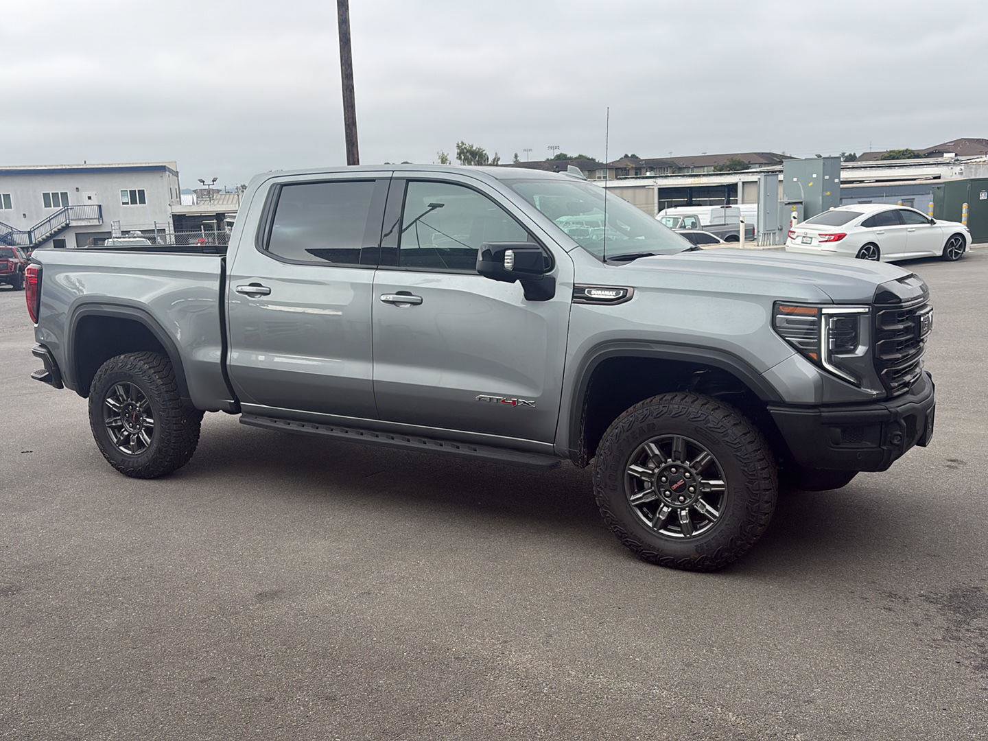 Used 2026 GMC Sierra 1500 AT4X AWD/4WD image 3