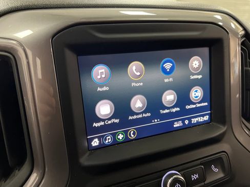 Used 2020 Chevrolet Silverado 1500 Custom Trail Boss w/ Custom Convenience Package AWD/4WD image 21