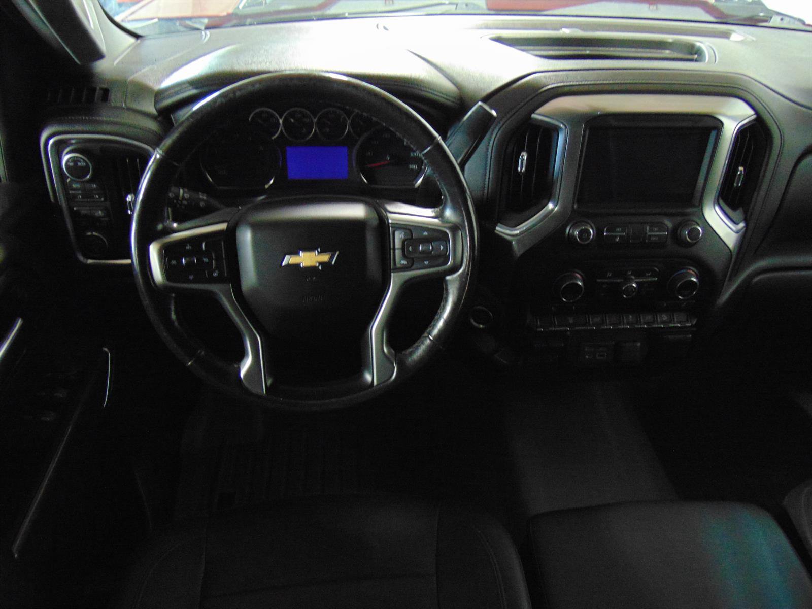 Used 2022 Chevrolet Silverado 2500 LTZ w/ Z71 Off-Road Package AWD/4WD image 11