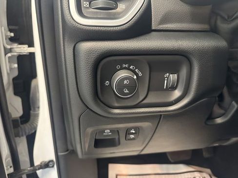 Used 2021 RAM 1500 Big Horn AWD/4WD image 17