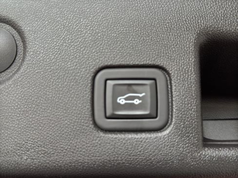 Used 2024 Chevrolet Equinox LT w/ LPO, Floor Liner Package AWD/4WD image 22