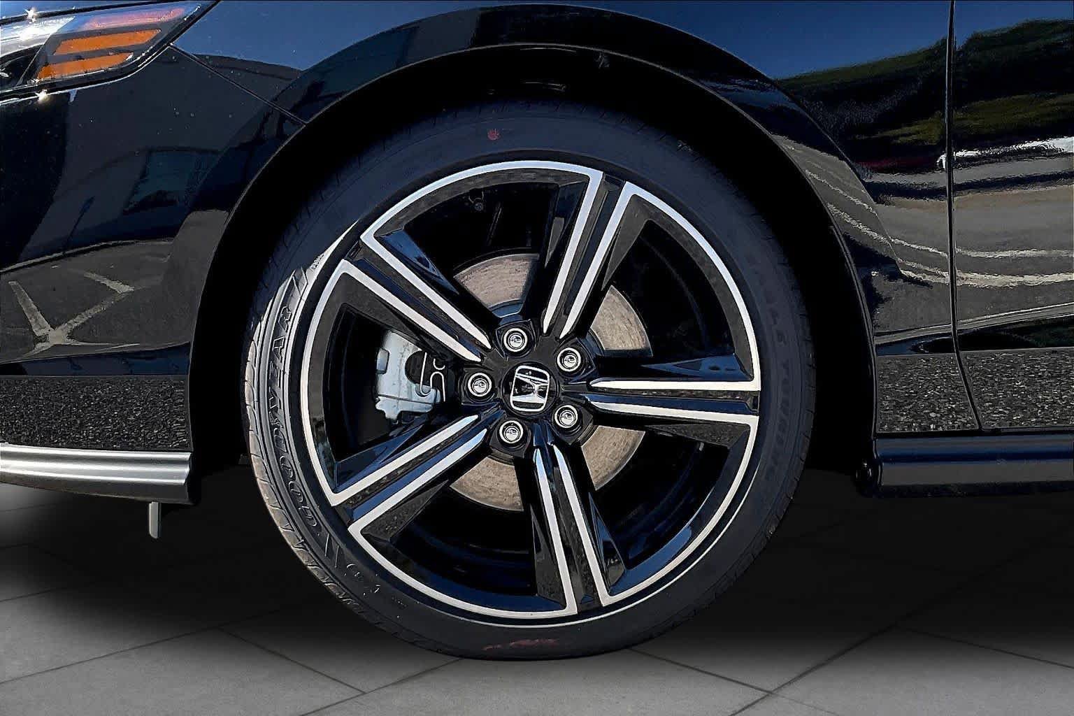 New 2026 Honda Accord Sport image 11