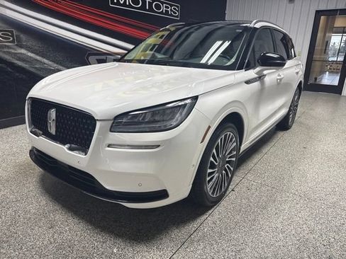 Used 2022 Lincoln Corsair Reserve w/ Equipment Group 201A AWD/4WD image 2