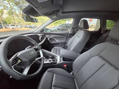 Certified 2025 Audi Q5 Premium w/ Convenience Package AWD/4WD image 10
