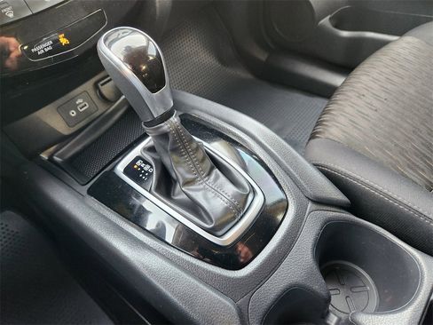 Used 2019 Nissan Rogue S w/ Special Edition Package image 23