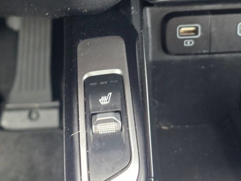 Used 2022 Kia Sorento EX FWD image 16