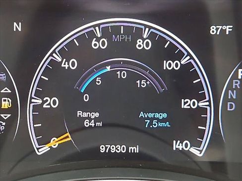 Used 2017 Jeep Grand Cherokee Limited AWD/4WD image 11