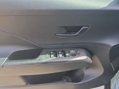 Certified 2026 Hyundai Kona SE AWD/4WD image 16
