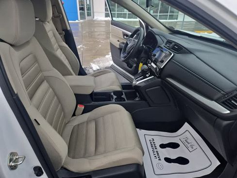 Used 2019 Honda CR-V LX image 17