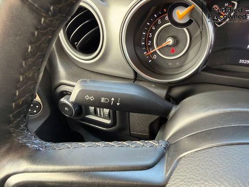 Used 2022 Jeep Wrangler Unlimited Sport AWD/4WD image 63