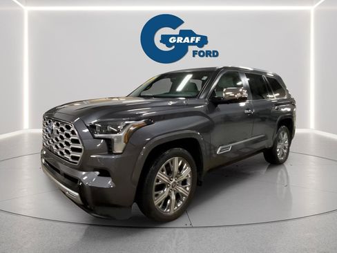 Used 2024 Toyota Sequoia Capstone AWD/4WD image 2