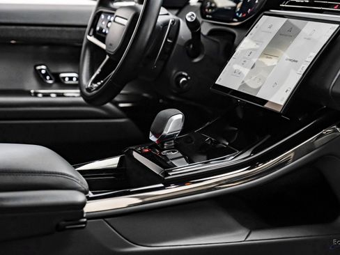 Used 2025 Land Rover Range Rover Sport Dynamic SE image 46