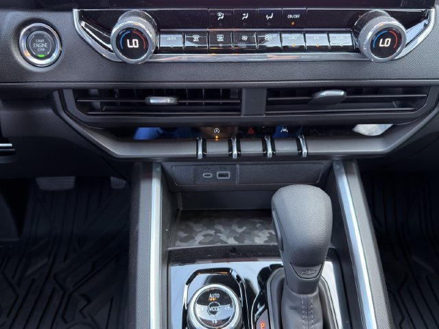 New 2026 Chevrolet Colorado Trail Boss AWD/4WD image 14