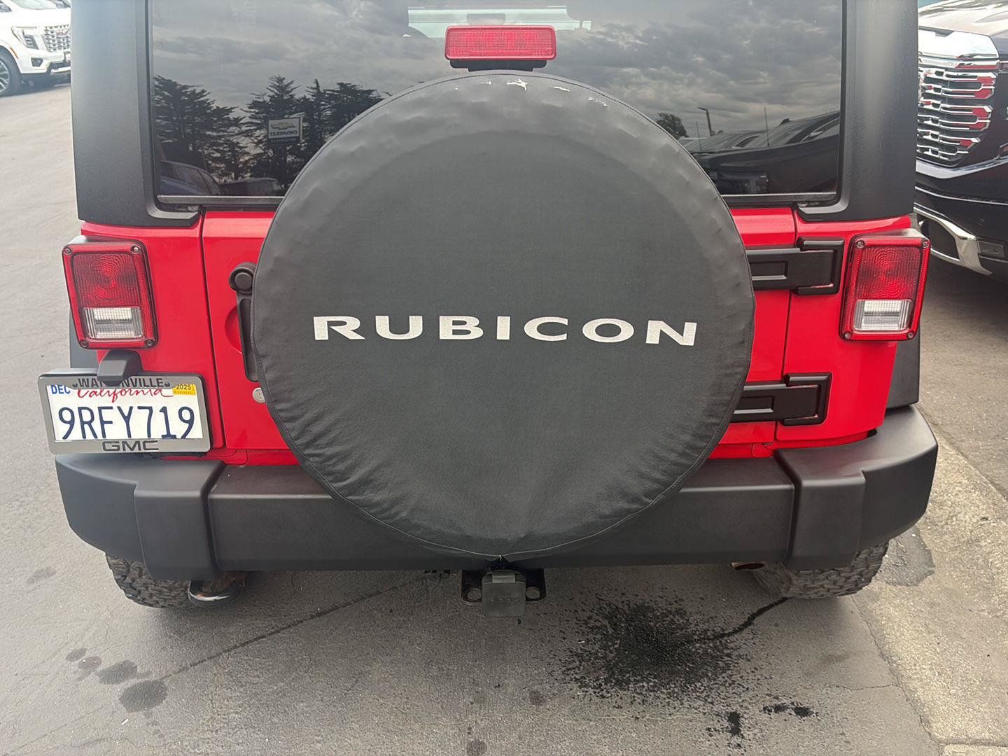 Used 2012 Jeep Wrangler Unlimited Rubicon w/ Connectivity Group AWD/4WD image 30