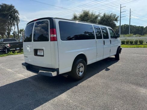 Used 2018 Chevrolet Express 3500 LT w/ LT Preferred Equipment Group RWD image 7