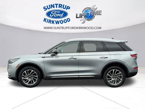 Used 2022 Lincoln Corsair AWD w/ Equipment Group 101A image 23