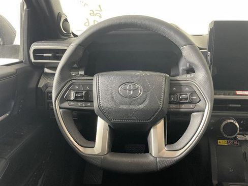 New 2026 Toyota 4Runner 4WD image 13