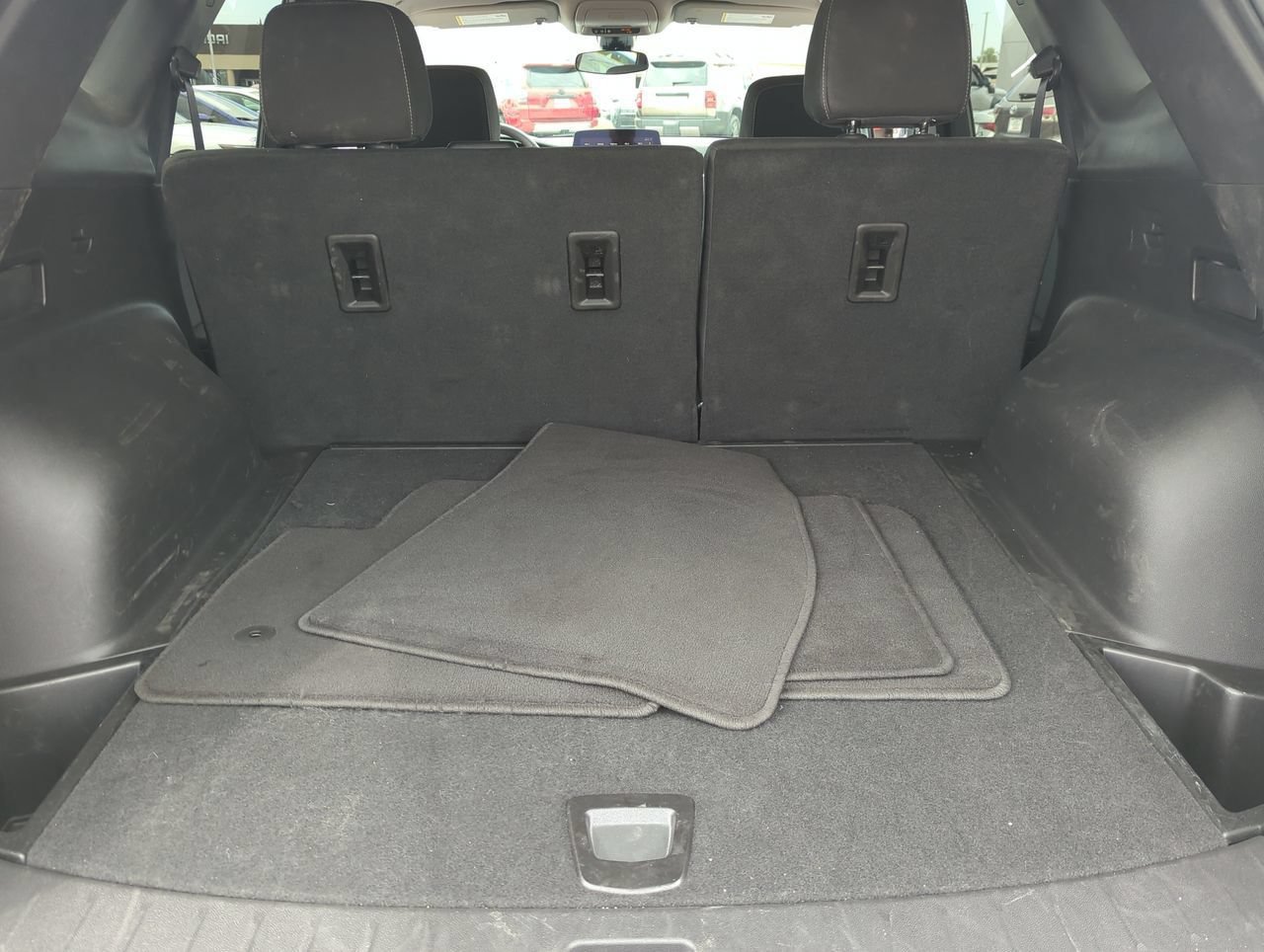 Used 2025 Chevrolet Blazer LT FWD image 25