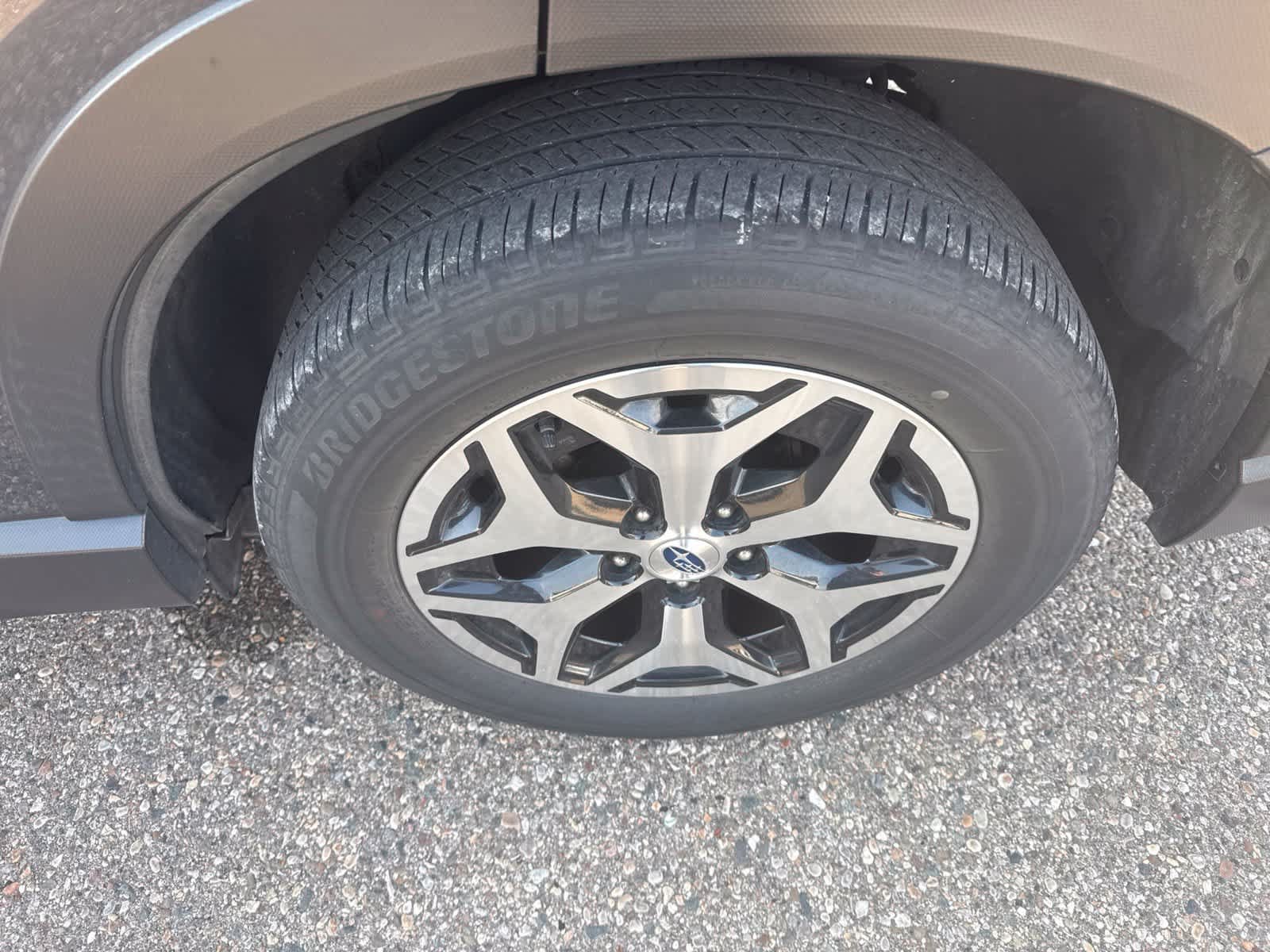 Used 2020 Subaru Forester Premium AWD/4WD image 7