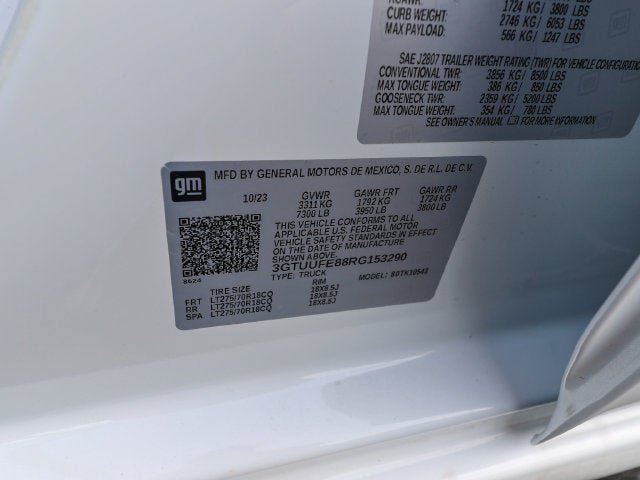 Used 2024 GMC Sierra 1500 AT4X AWD/4WD image 32
