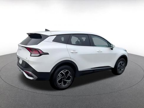 Used 2025 Kia Sportage LX image 15